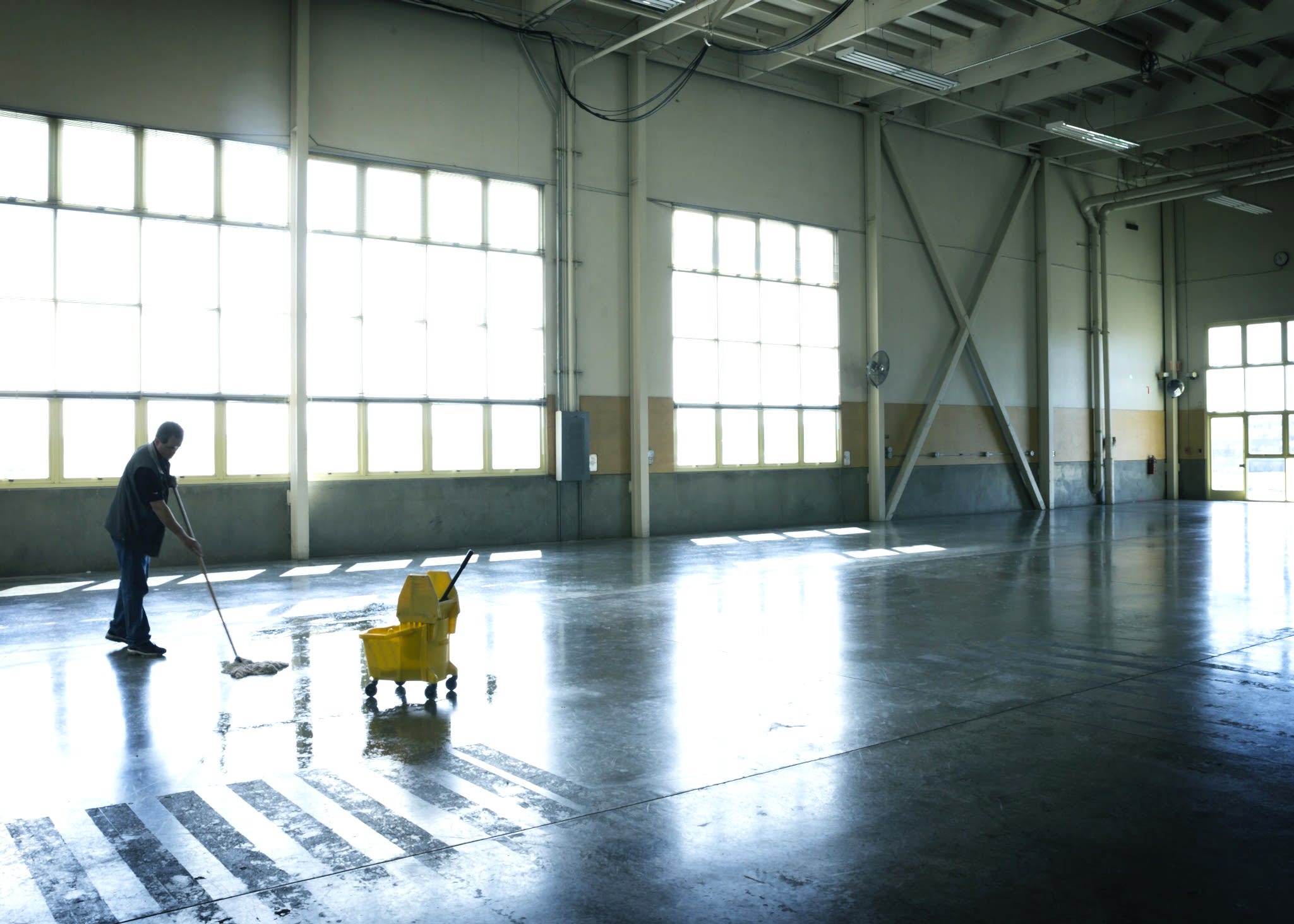 professional home cleaners Calgary